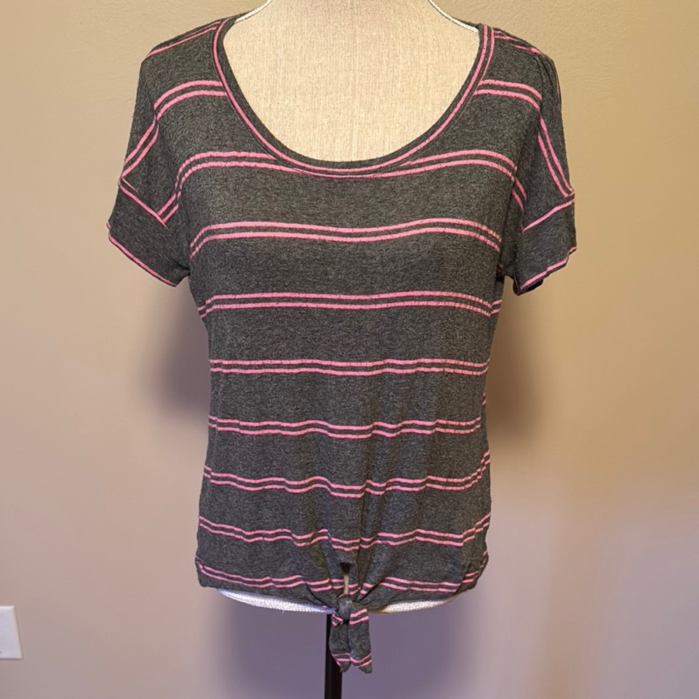 Splendid Gray and Pink Tie Front Short Sleeve Tee